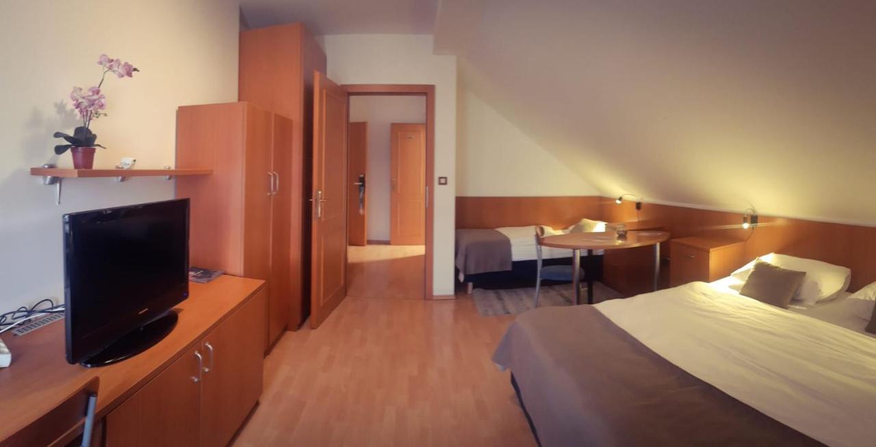 Pansion Danica Hotel Rastovaca Luaran gambar
